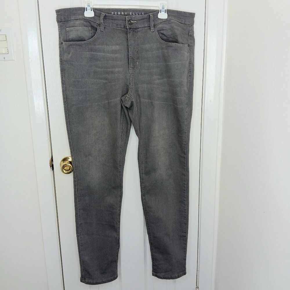 PERRY ELLIS Men's Gray Skinny Fit Stretch Jeans 38x32 Comfort Travel Denim